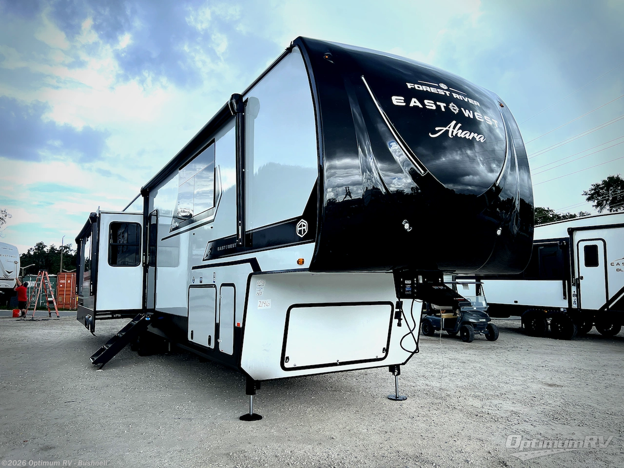 New 2027 East to West Ahara 395FB available in Bushnell, Florida