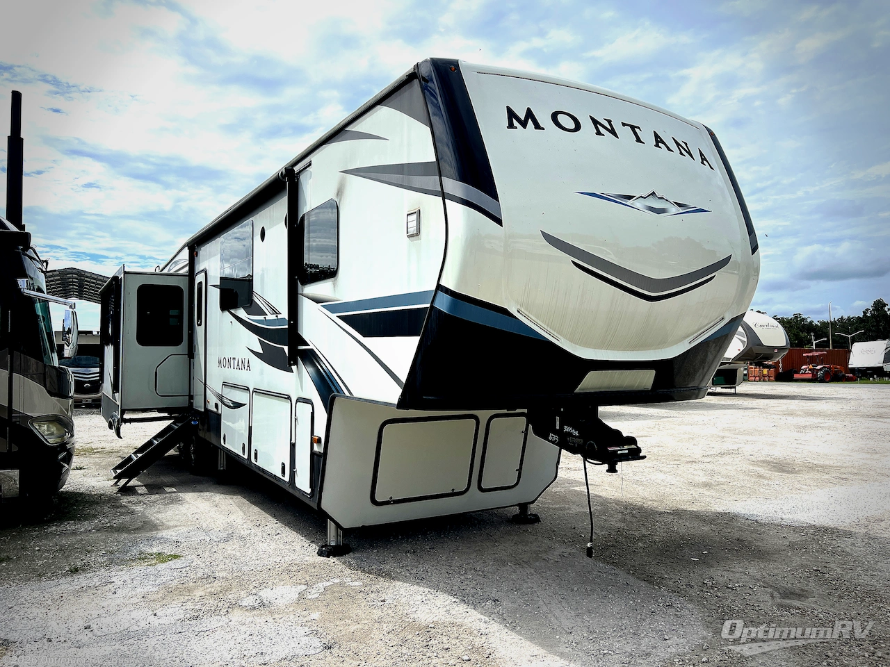 Used 2021 Keystone Montana 3855BR available in Bushnell, Florida
