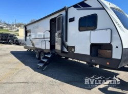Used 2024 Dutchmen Kodiak Ultimate 2921FKDS available in Adamsburg, Pennsylvania