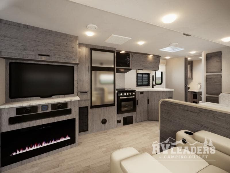 New 2026 Lance Squire SQ26 available in Adamsburg, Pennsylvania