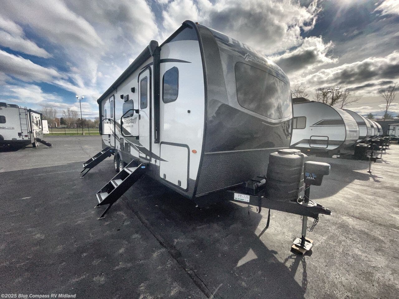 New 2025 Forest River Flagstaff Super Lite 26BHW available in Midland, Michigan