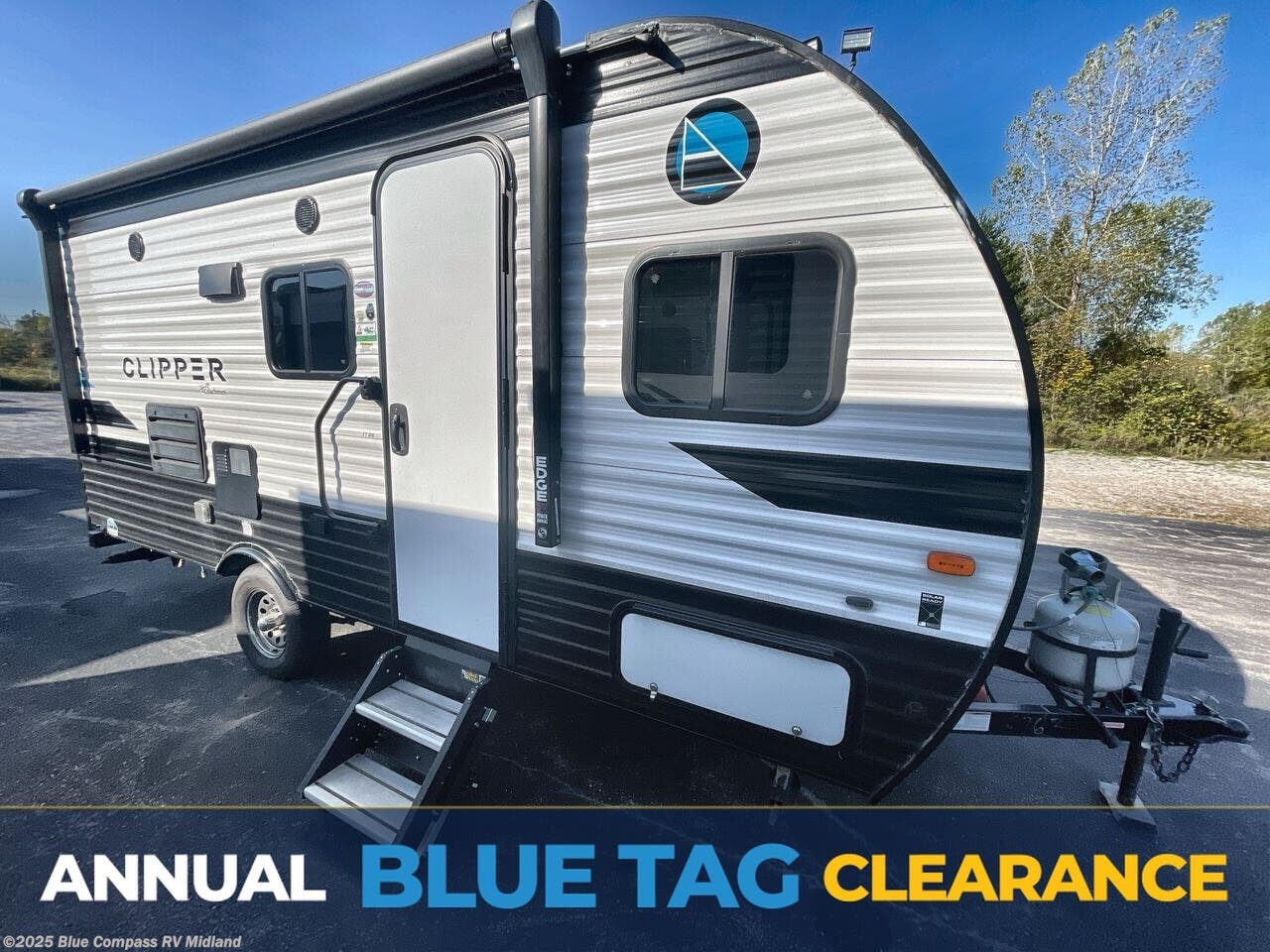 Used 2021 Coachmen Clipper Ultra-Lite 17BH available in Midland, Michigan