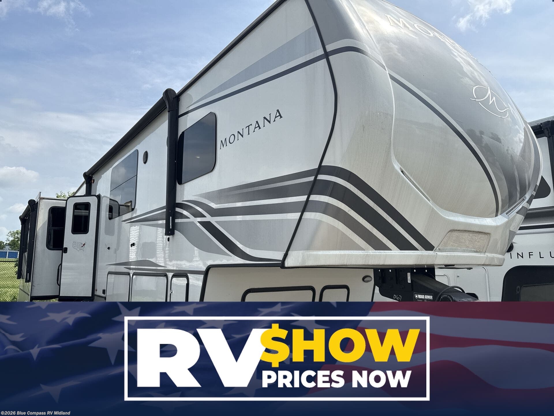 Used 2023  Keystone Montana 3857BR by Keystone from Blue Compass RV Midland in Midland, MI