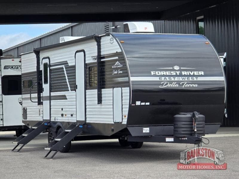 New 2026 East to West Della Terra 263RK available in Attalla, Alabama
