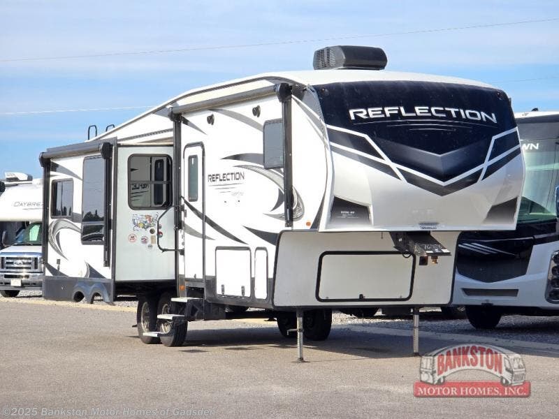 Used 2021 Grand Design Reflection 303RLS available in Attalla, Alabama