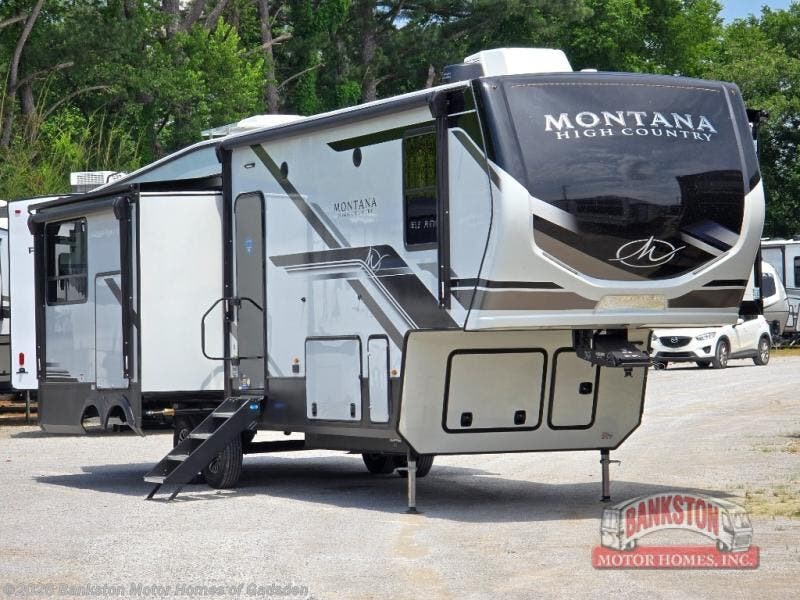 New 2025 Keystone Montana High Country 325RK available in Attalla, Alabama