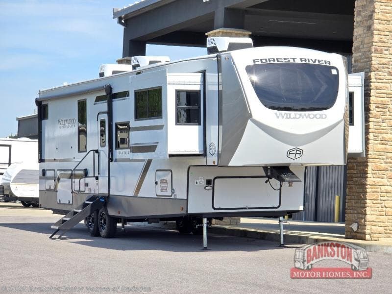 New 2026 Forest River Wildwood Heritage Glen Elite Series 36FL available in Attalla, Alabama