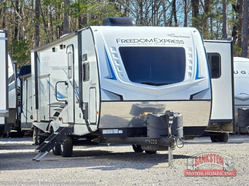 Used 2021 Coachmen Freedom Express Ultra Lite 259FKDS available in Attalla, Alabama
