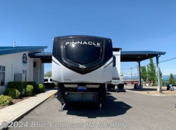 New 2024 Jayco Pinnacle 38FLGS available in Medford, Oregon