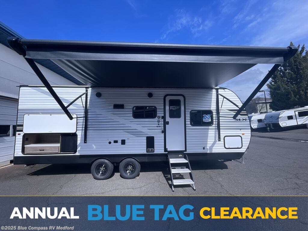 New 2025 Jayco Jay Flight SLX 235MBHW available in Medford, Oregon