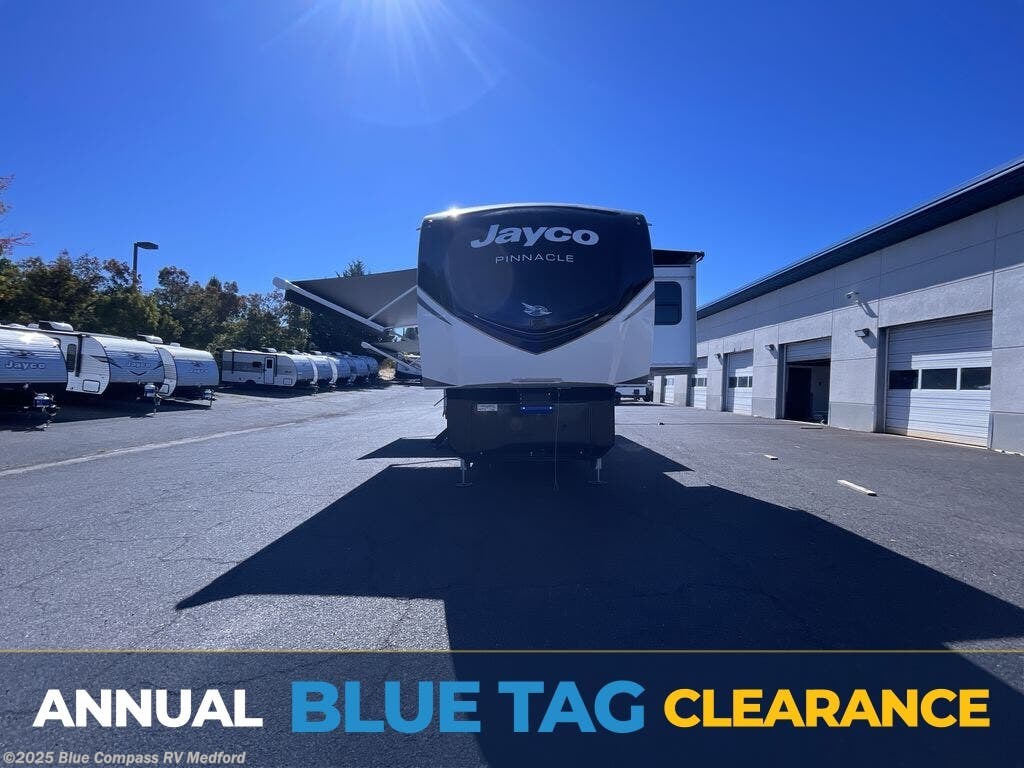 New 2026 Jayco Pinnacle 38KPTS available in Medford, Oregon