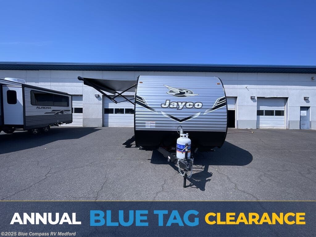New 2026 Jayco Jay Flight SLX 175FQW available in Medford, Oregon