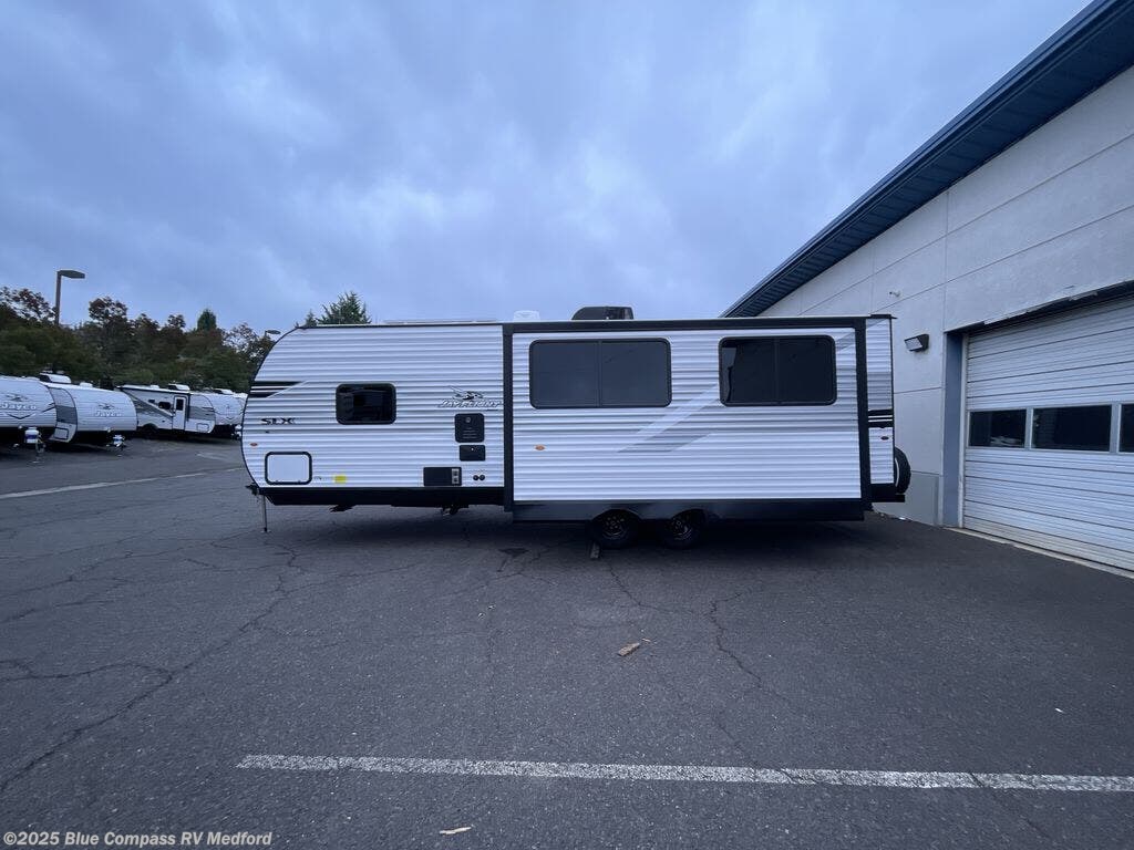 New 2026 Jayco Jay Flight SLX 262RLSW available in Medford, Oregon
