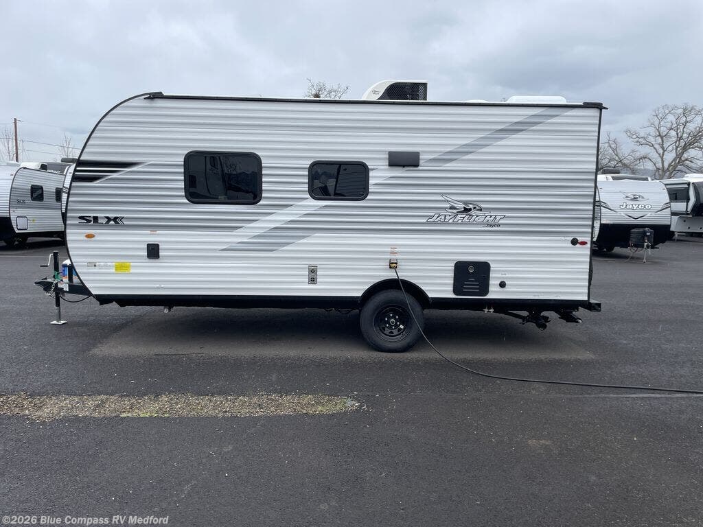 New 2026 Jayco Jay Flight SLX 175FQW available in Medford, Oregon