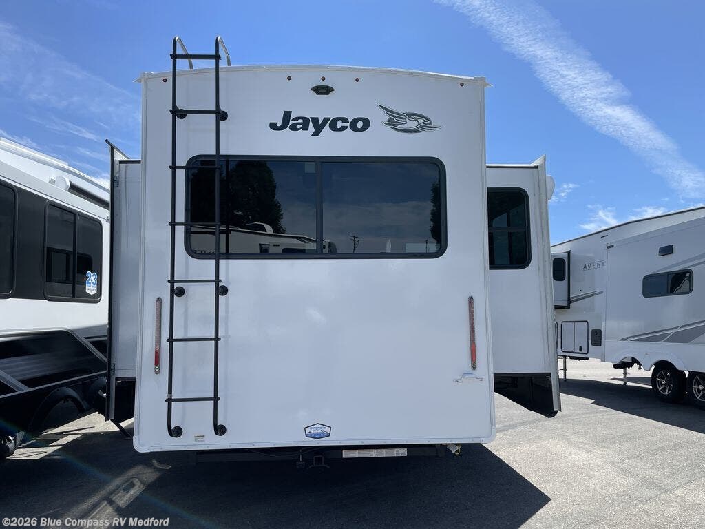 New 2025 Jayco Eagle 321RSTS available in Medford, Oregon