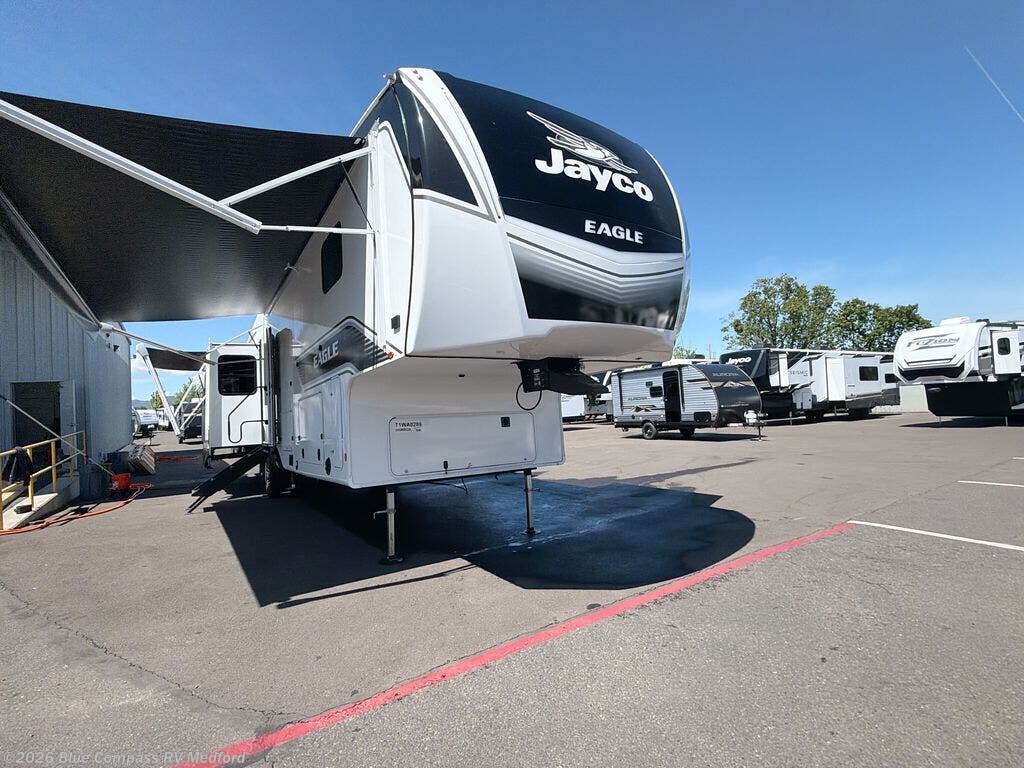 New 2026 Jayco Eagle 355MBQS available in Medford, Oregon