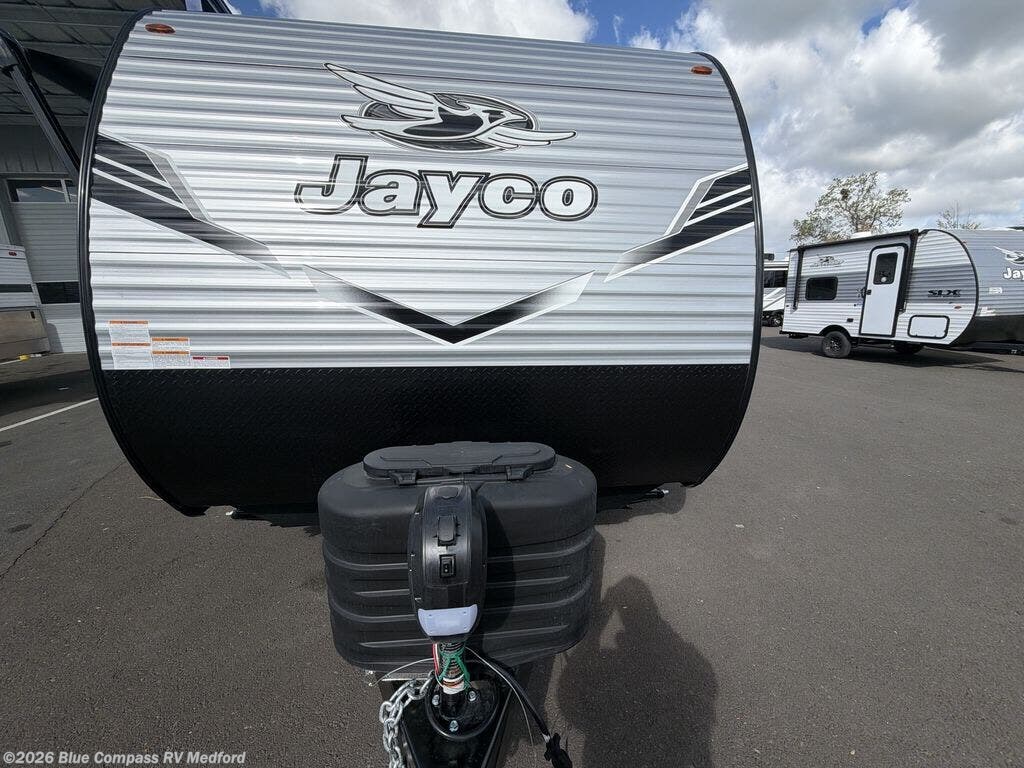 New 2026  Jayco Jay Flight SLX 210QBW by Jayco from Blue Compass RV Medford in Medford, OR