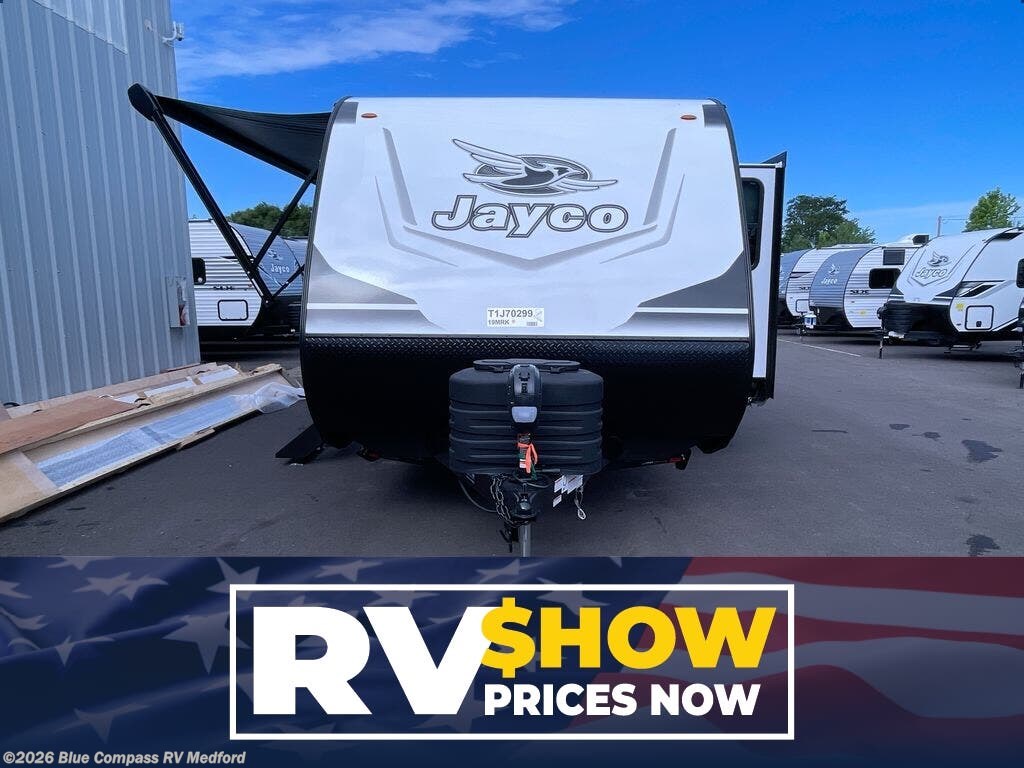 New 2026  Jayco Jay Feather 19MRK by Jayco from Blue Compass RV Medford in Medford, OR