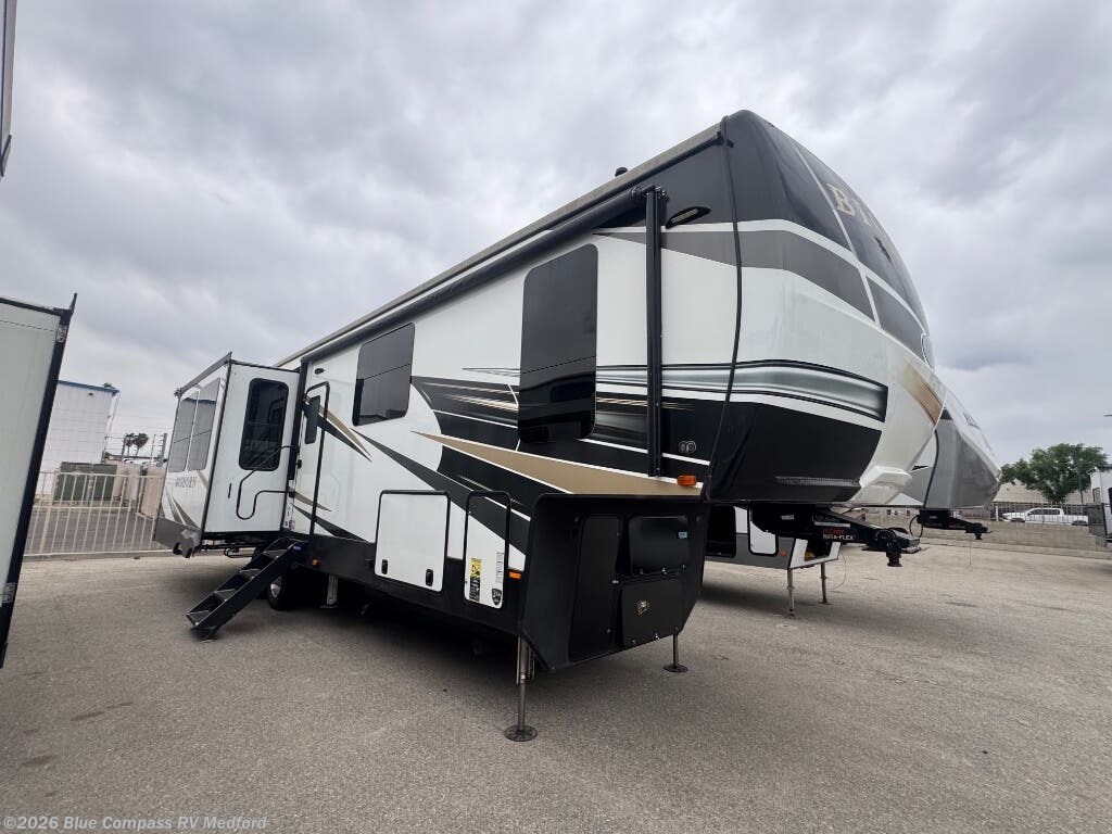 Used 2022 Heartland Bighorn 3300DL available in Medford, Oregon