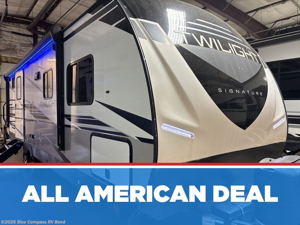 Used 2022 Cruiser RV Twilight Signature TWS 2580 available in Bend, Oregon