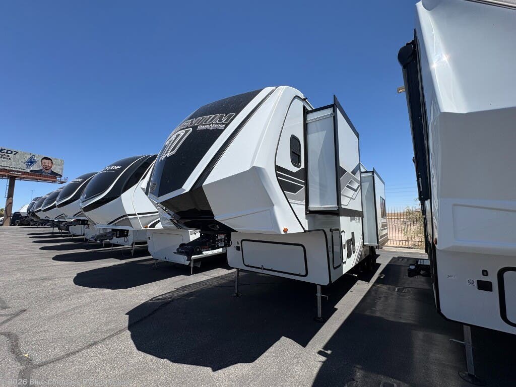 New 2026 Grand Design Momentum G-Class 325G available in Las Vegas, Nevada