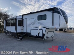 New 2023 East to West Ahara 378BH-OK available in Wharton, Texas