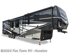 New 2025 Heartland Cyclone 4006 available in Wharton, Texas