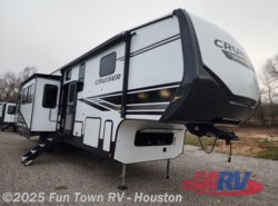 New 2025 CrossRoads Cruiser 37LF available in Wharton, Texas