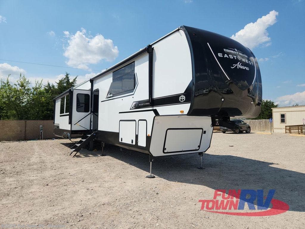 New 2026 East to West Ahara 395FB available in Wharton, Texas