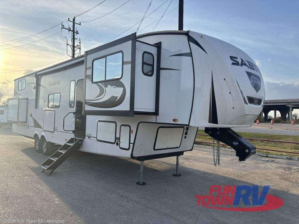 Used 2024 Forest River Sabre 37FLL available in Wharton, Texas