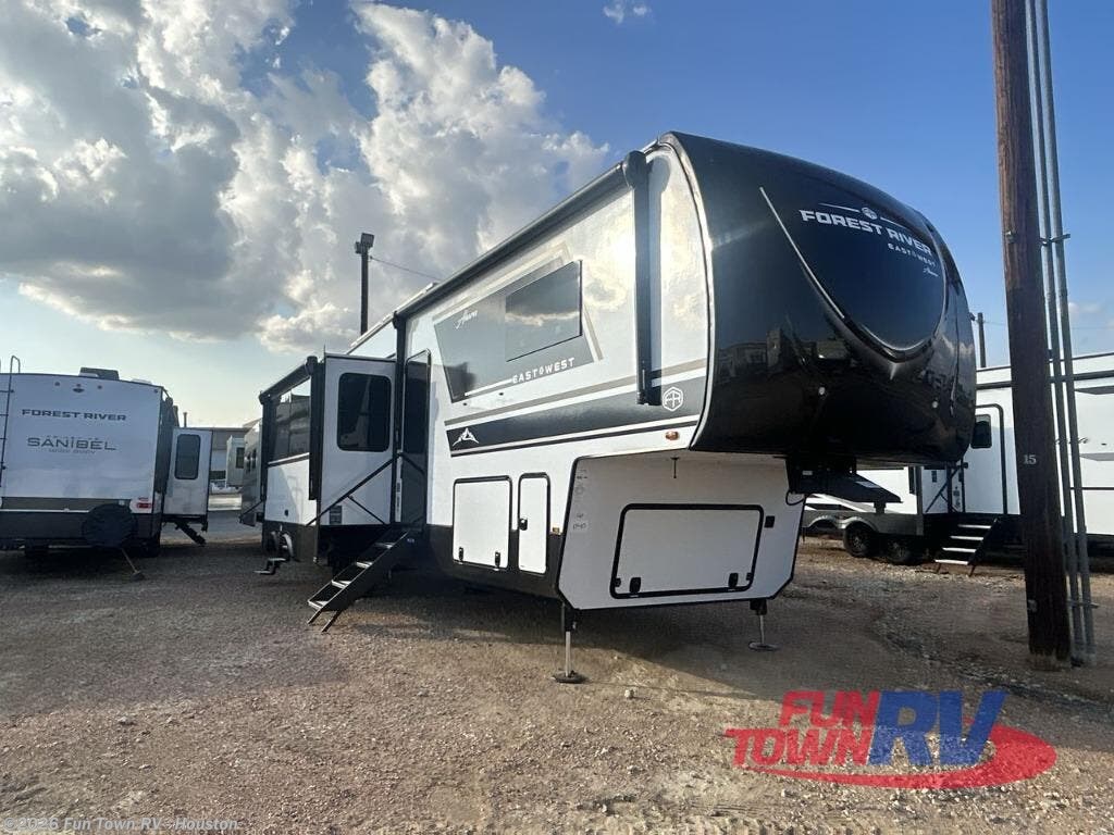 New 2025 East to West Ahara 378BH-OK available in Wharton, Texas