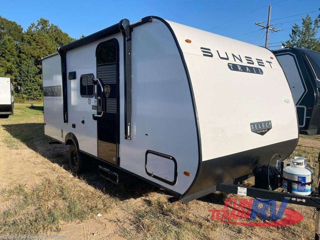 New 2026 CrossRoads Sunset Trail 17BHS available in Conroe, Texas