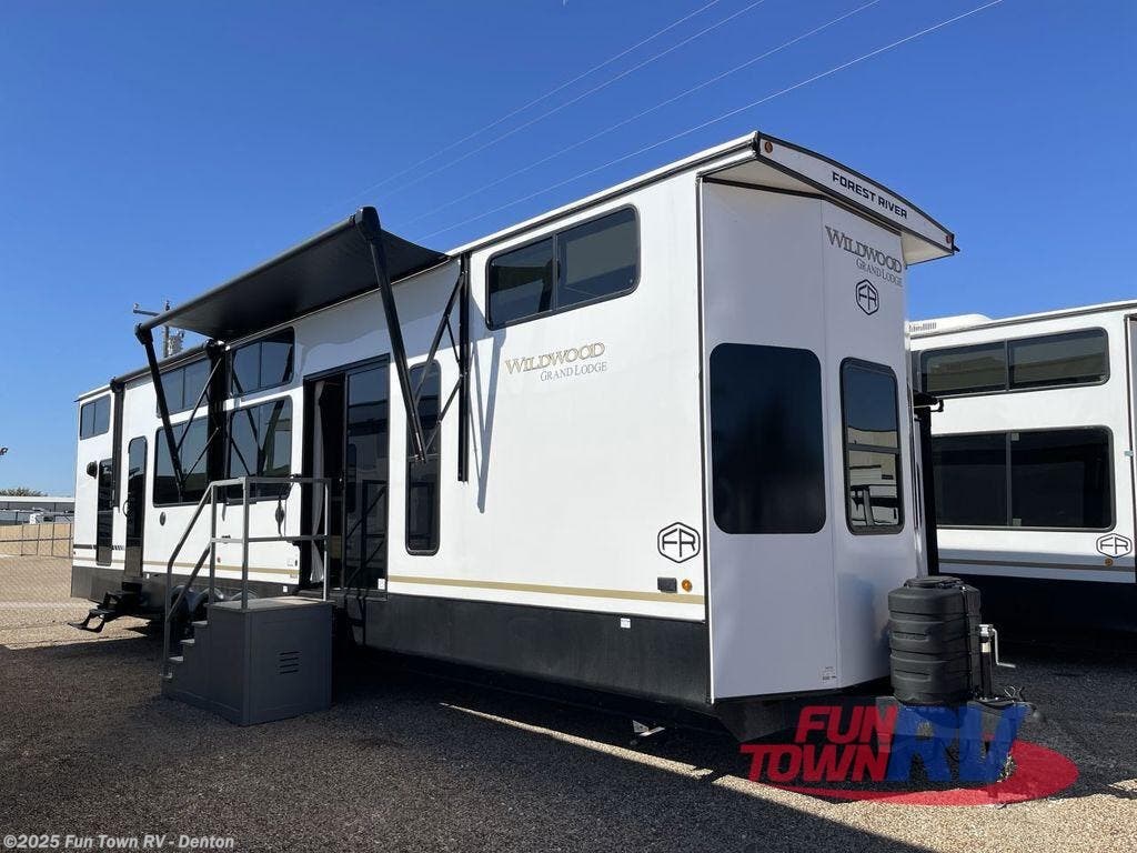 New 2026 Forest River Wildwood Grand Lodge 42ZEN available in Denton, Texas