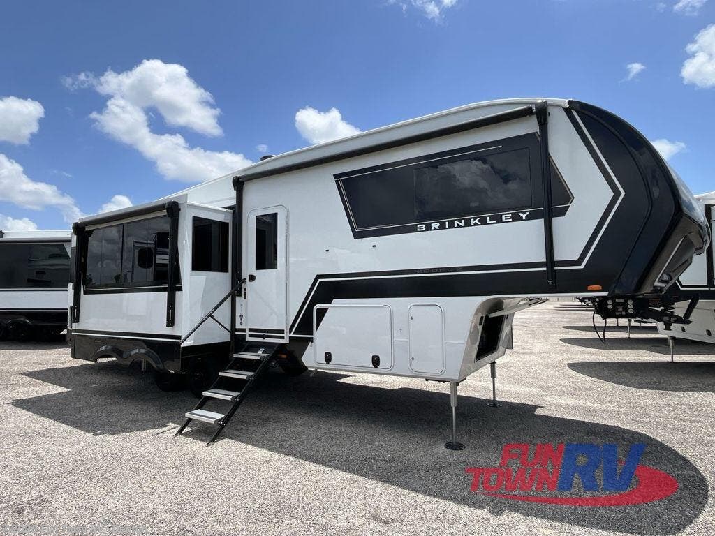New 2026 Brinkley RV Model Z 3110 available in Denton, Texas