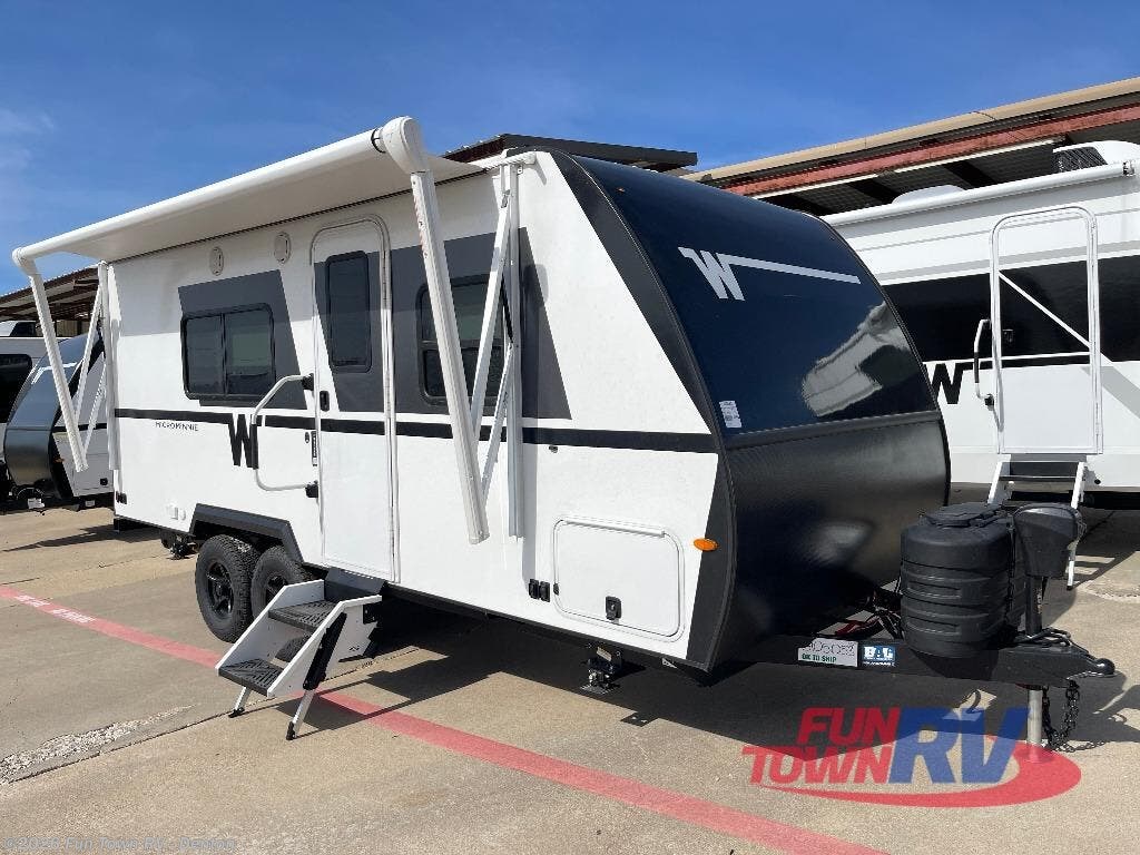 New 2026 Winnebago Micro Minnie 2000TRB available in Denton, Texas