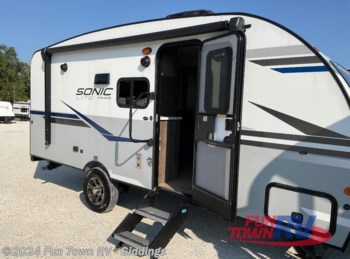 Used 2021 Venture RV Sonic Lite SL169VUD available in Giddings, Texas
