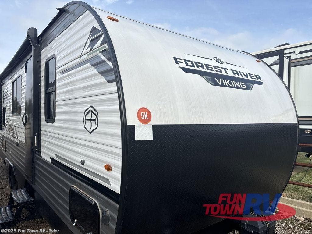 Used 2025 Forest River Viking 5K Series 25QBH available in Mineola, Texas