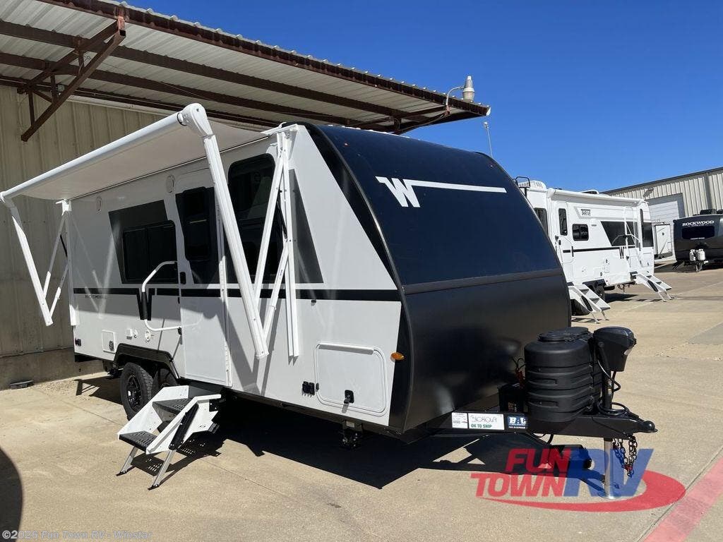 New 2026 Winnebago Micro Minnie 2108DS available in Thackerville, Oklahoma
