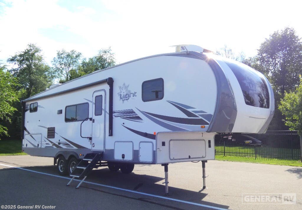 Used 2021 Highland Ridge Open Range 292BH-2S available in Clarkston, Michigan