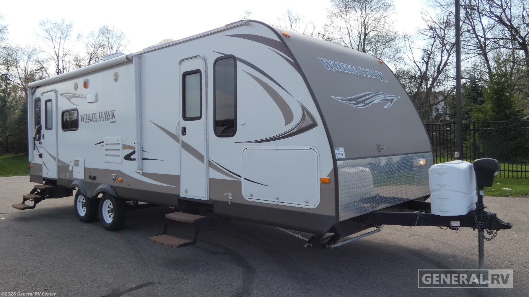 Used 2013 Jayco White Hawk 27DSRL available in Clarkston, Michigan