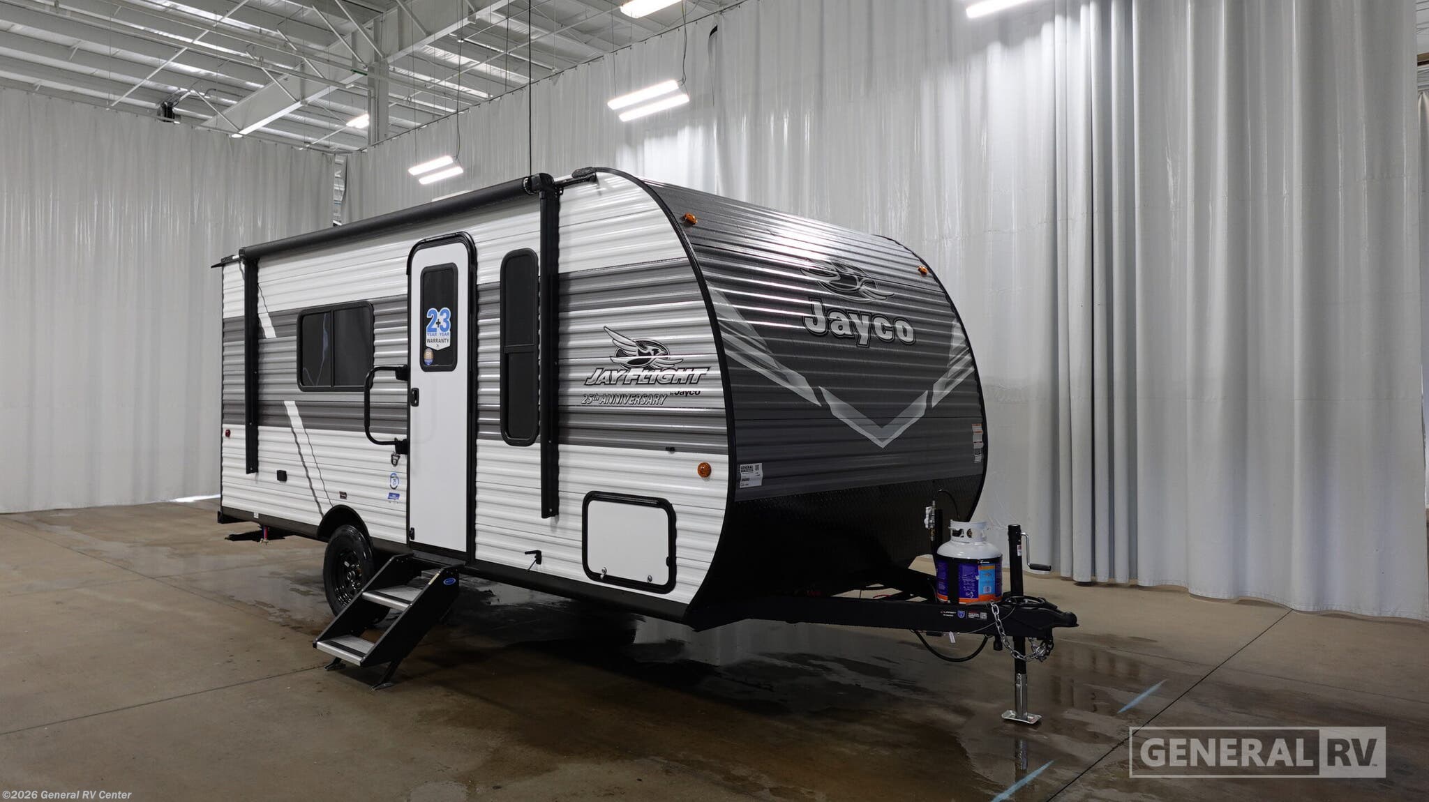 New 2026 Jayco Jay Flight SLX 175FQ available in Clarkston, Michigan
