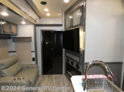 Used 2022 Vanleigh Ambition 399TH available in Ocala, Florida