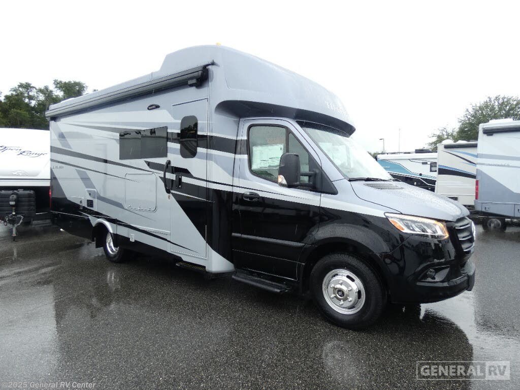 New 2026 Tiffin Wayfarer 25XRW available in Ocala, Florida