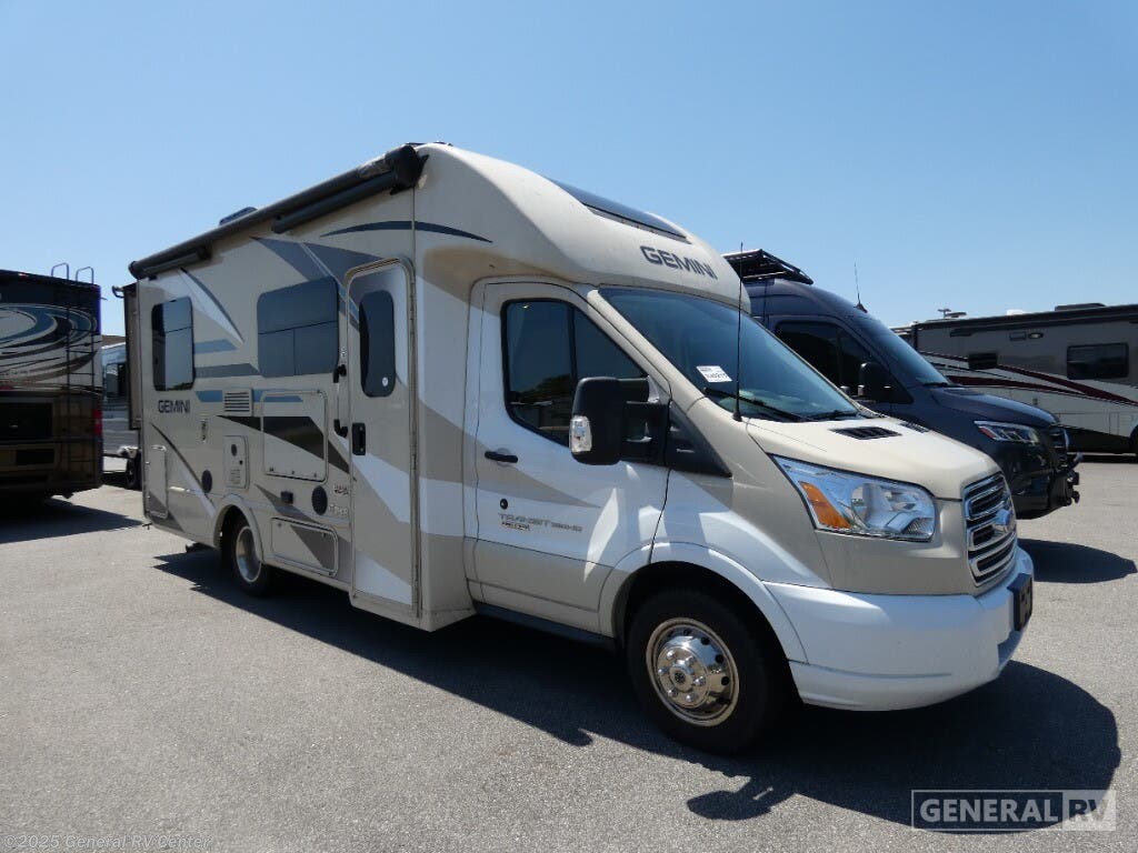 Used 2018 Thor Motor Coach Gemini 23TR-1SL available in Ocala, Florida
