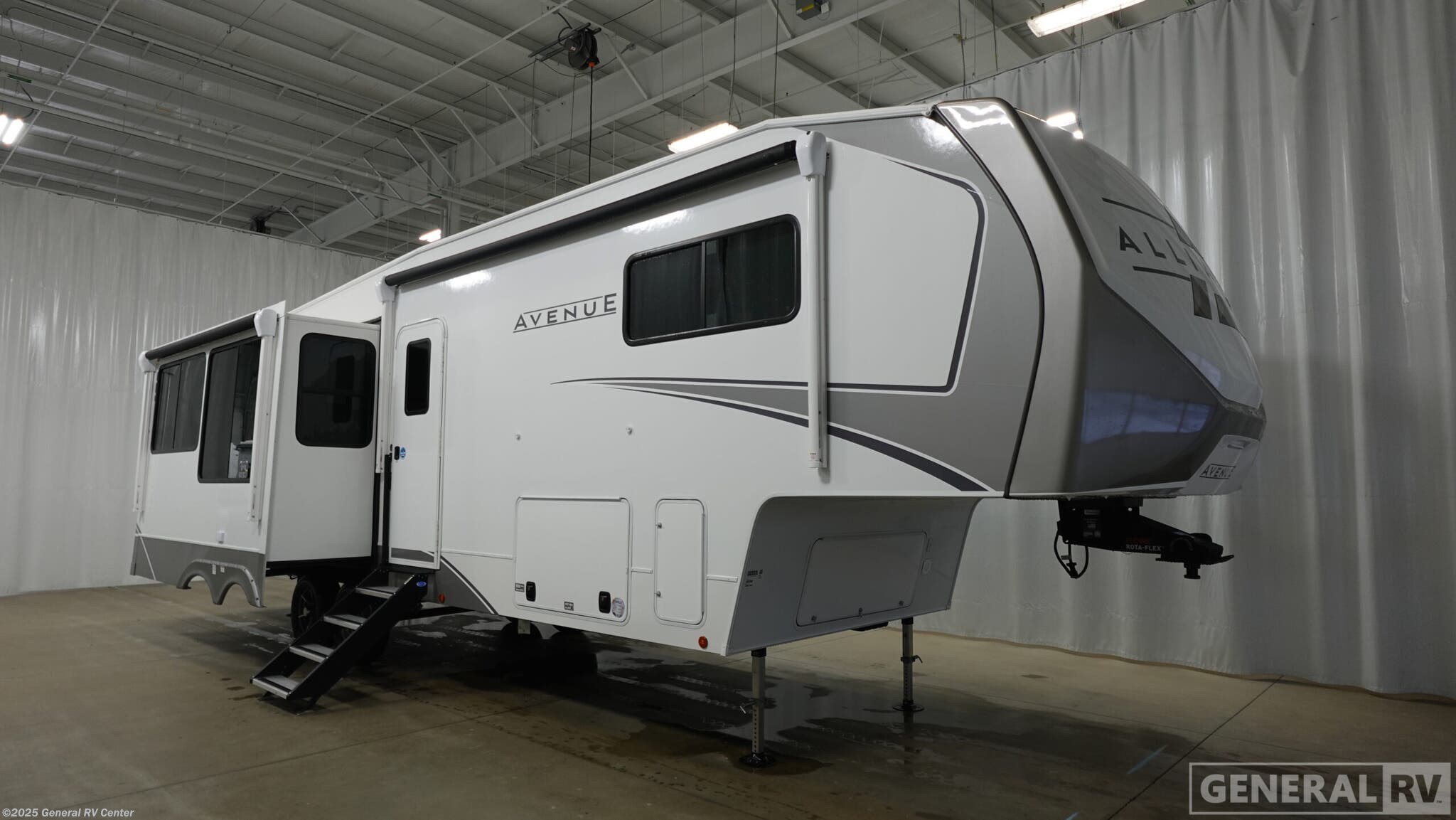 New 2026 Alliance RV Avenue 32RLS available in Ocala, Florida