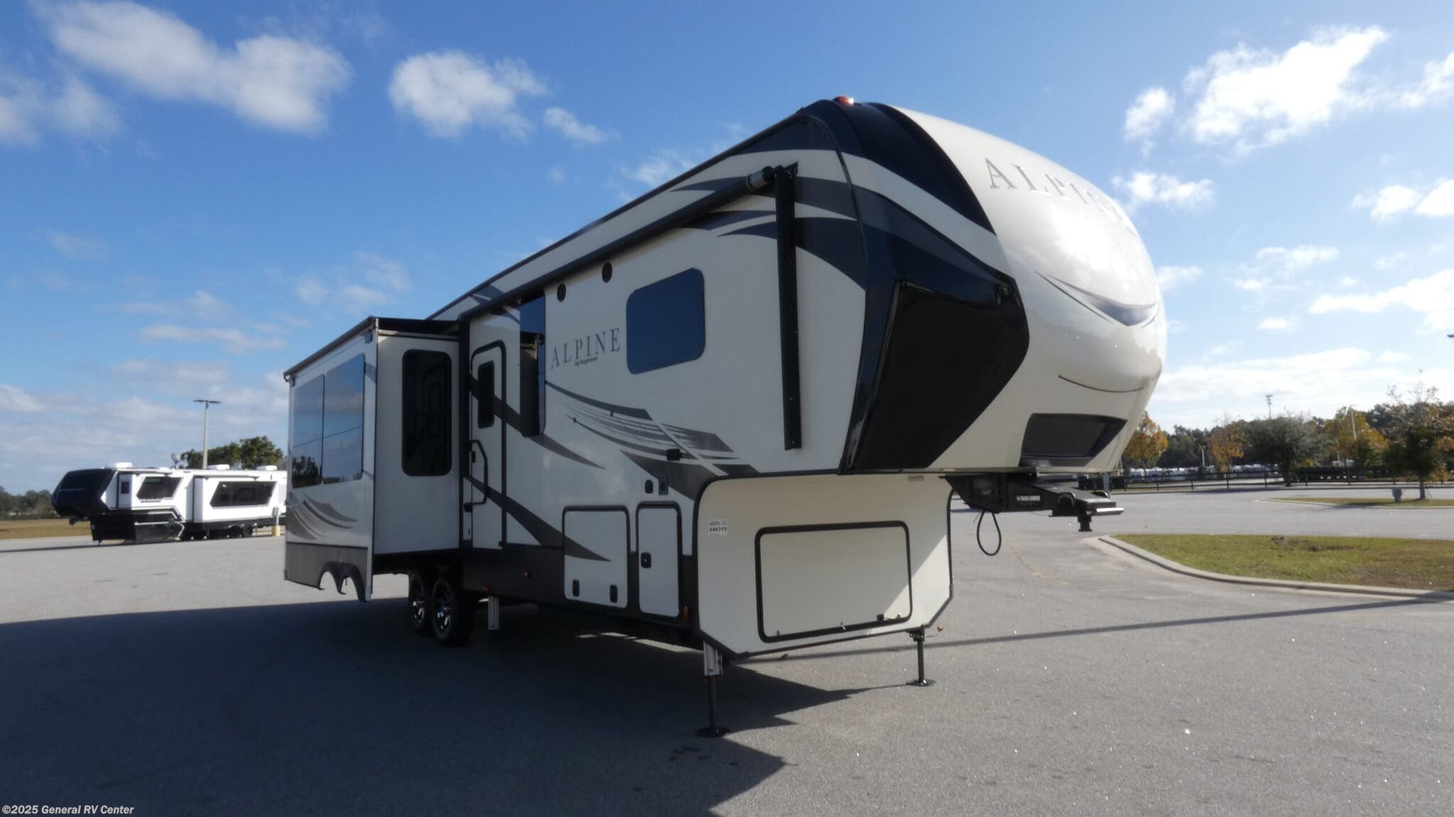 Used 2019 Keystone Alpine 3401RS available in Ocala, Florida