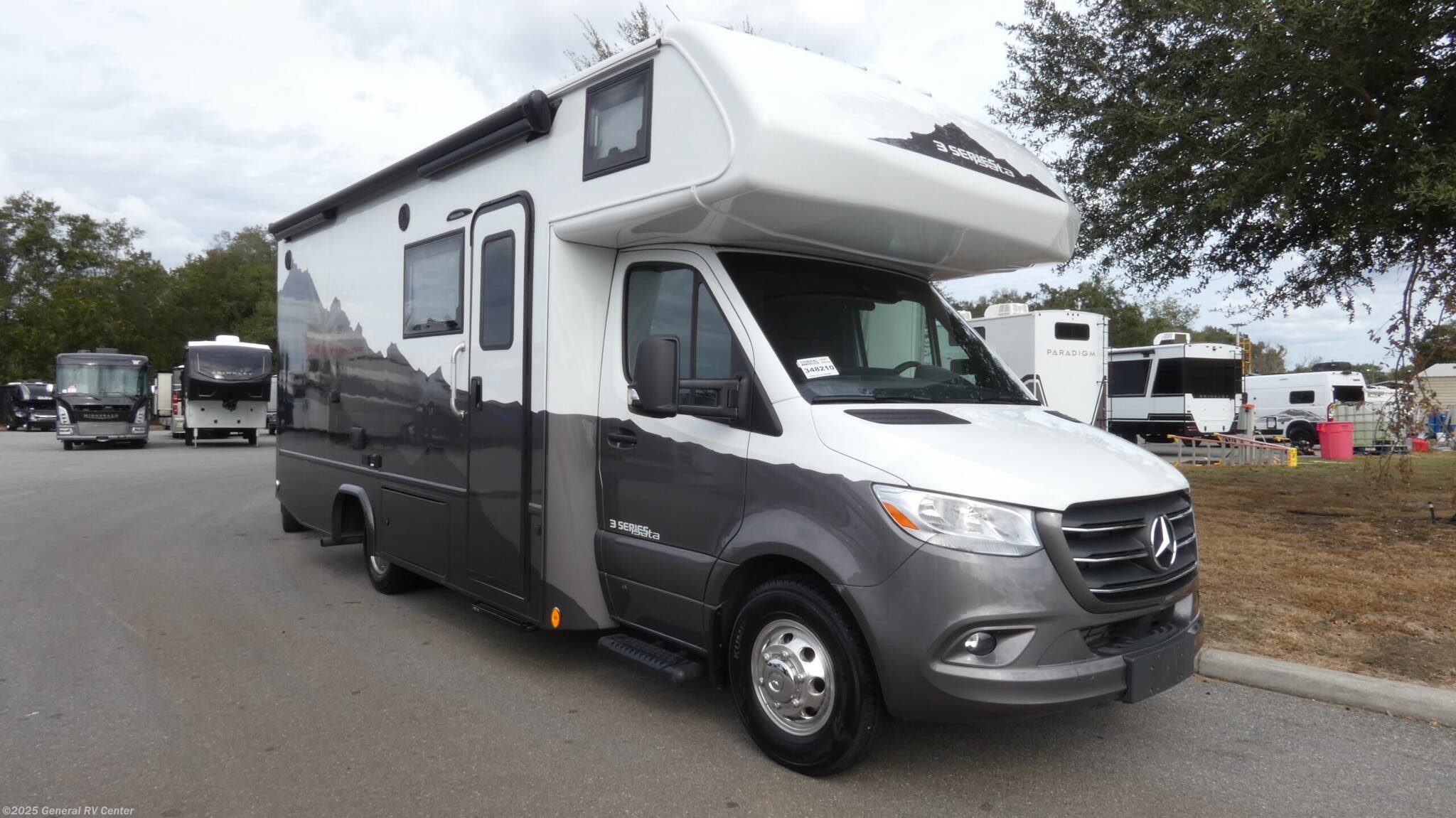 Used 2025 Dynamax Corp  ISATA 3 24FW available in Ocala, Florida