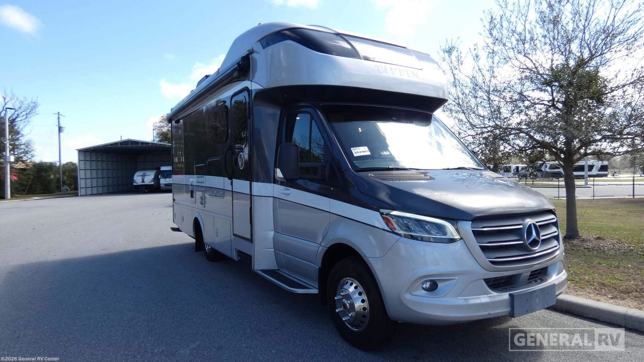 Used 2020 Tiffin Wayfarer 25RW available in Ocala, Florida