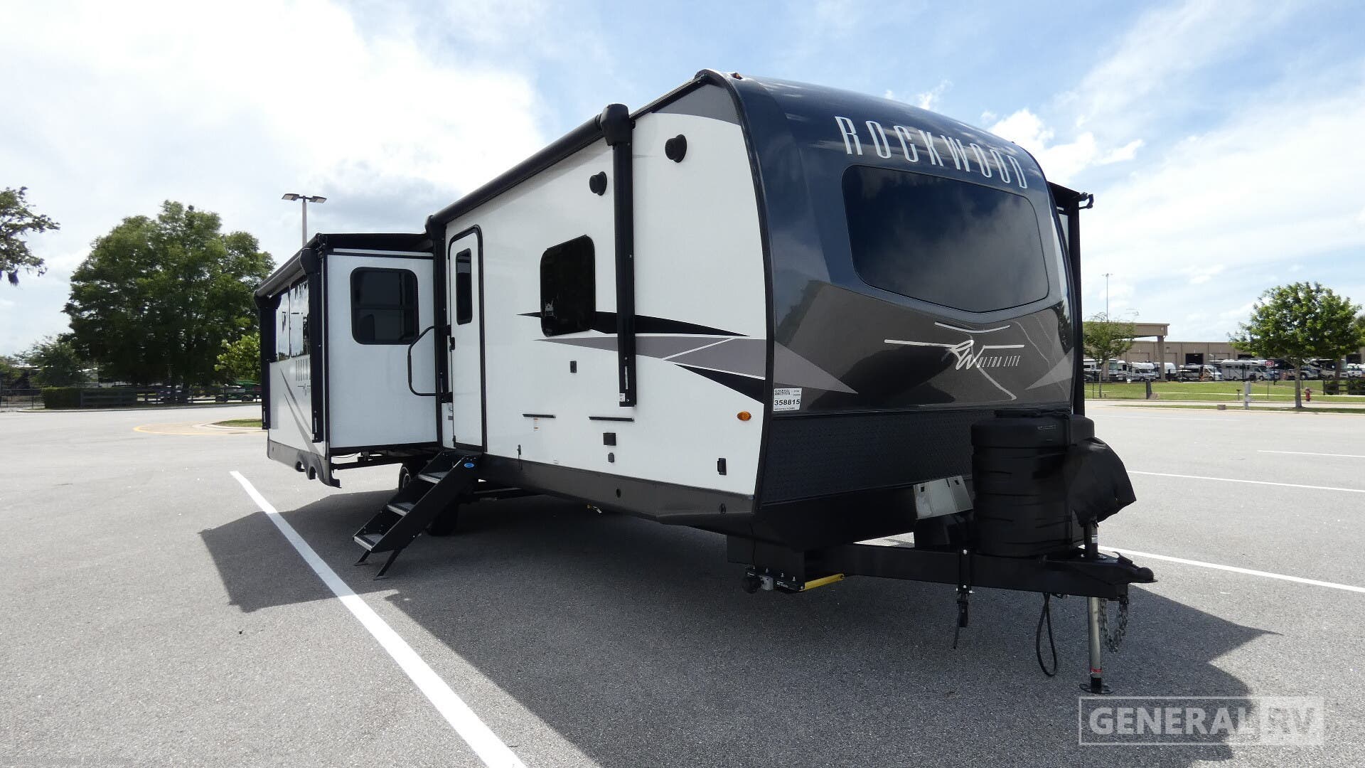 Used 2024 Forest River Rockwood Ultra Lite 2906BS available in Ocala, Florida