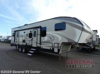 Used 2017 Keystone Cougar 326SRX available in Dover, Florida
